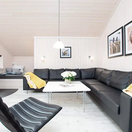 Scandinavian For Six Guests *