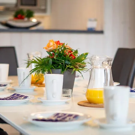 Scandinavian For Six Guests Semesterbostad